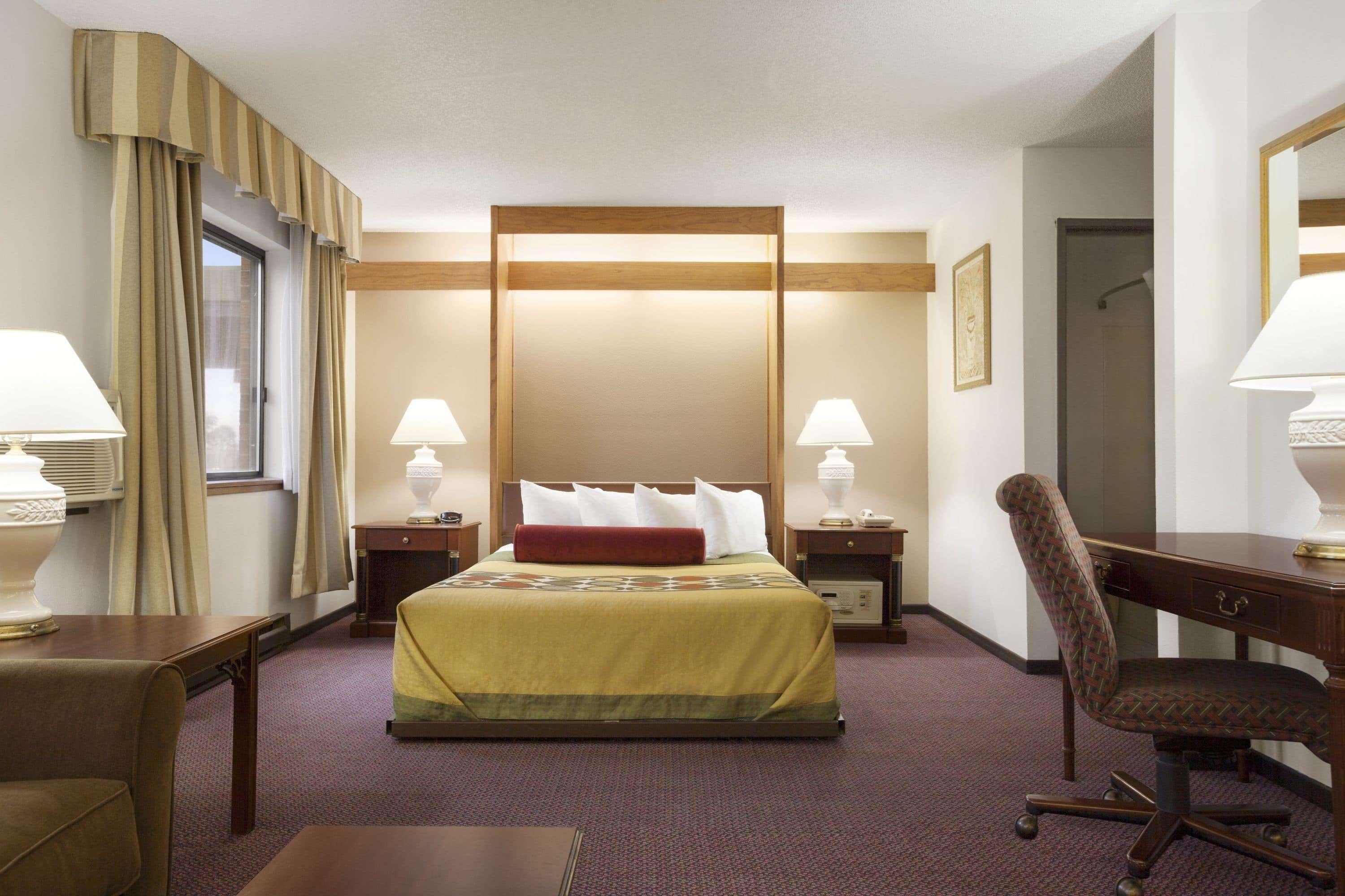 Hotel Super 8 By Wyndham Milwaukee Airport Exterior foto