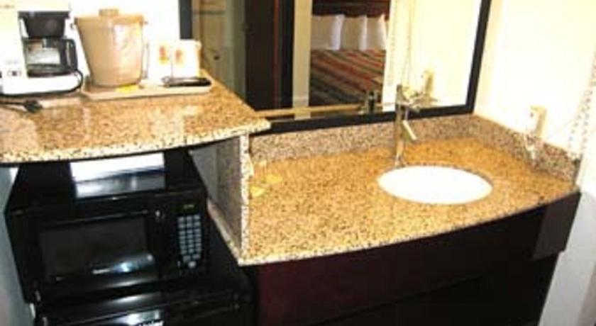 Hotel Super 8 By Wyndham Milwaukee Airport Zimmer foto